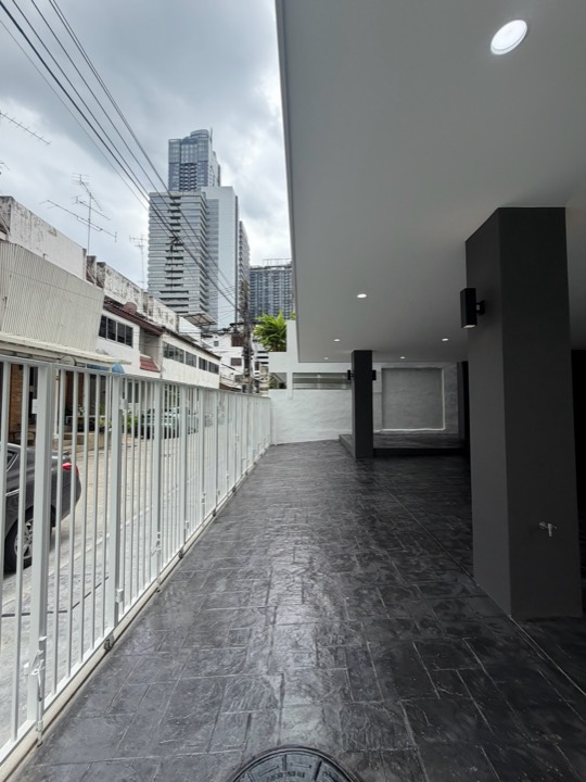 ภายนอก 006 - Facade / ภายนอก