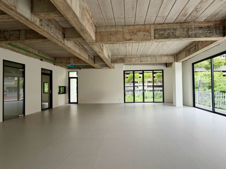 พื้นที่เปิดโล่ง 044 - Open floors / circulation