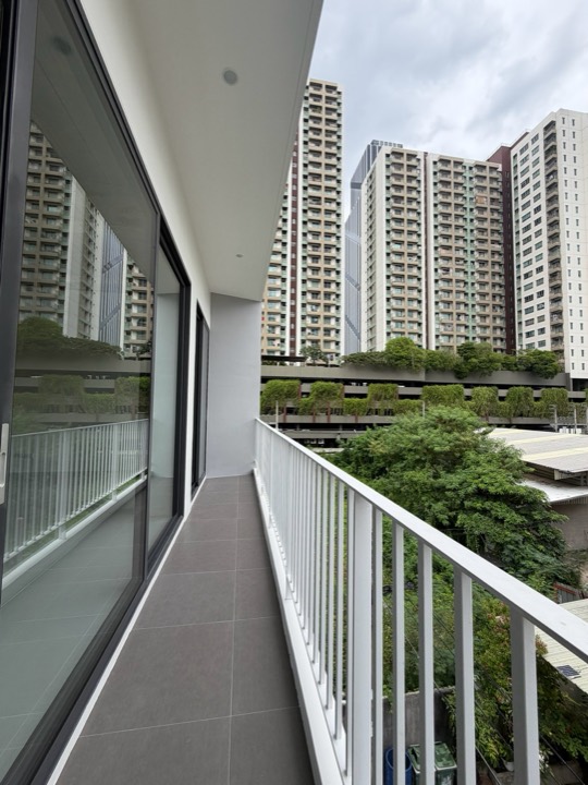 พื้นที่เปิดโล่ง 055 - Open floors / circulation